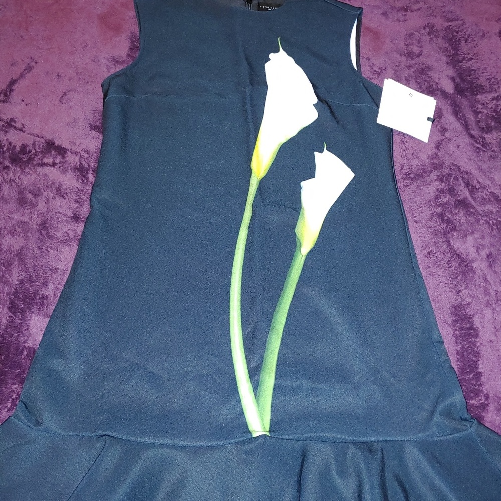 Sleeveless dress